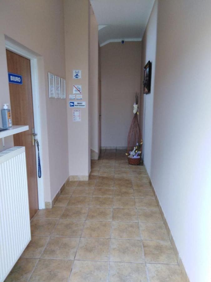 Pod Kogucikiem Aparthotel Krzyzanowice ภายนอก รูปภาพ