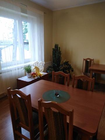 Pod Kogucikiem Aparthotel Krzyzanowice ภายนอก รูปภาพ