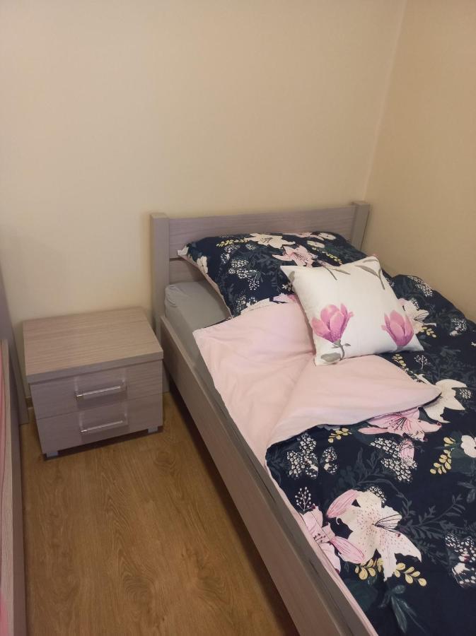 Pod Kogucikiem Aparthotel Krzyzanowice ภายนอก รูปภาพ